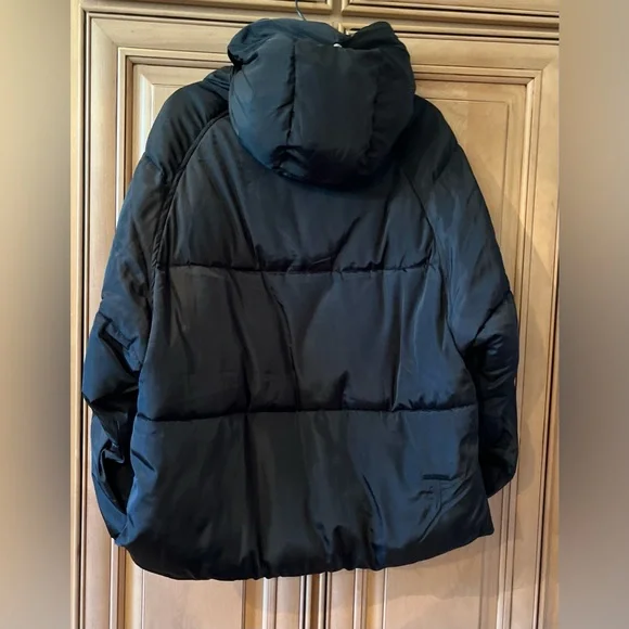 NWT Revolve Toast Society Pluto Puffer Jacket - Picture 10 of 13
